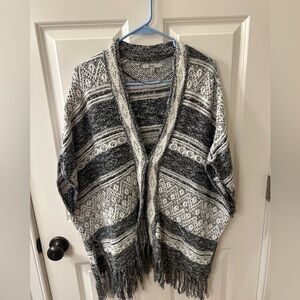 Bass Black & White Open-Front Knit Cardigan with Fringe Size Medium